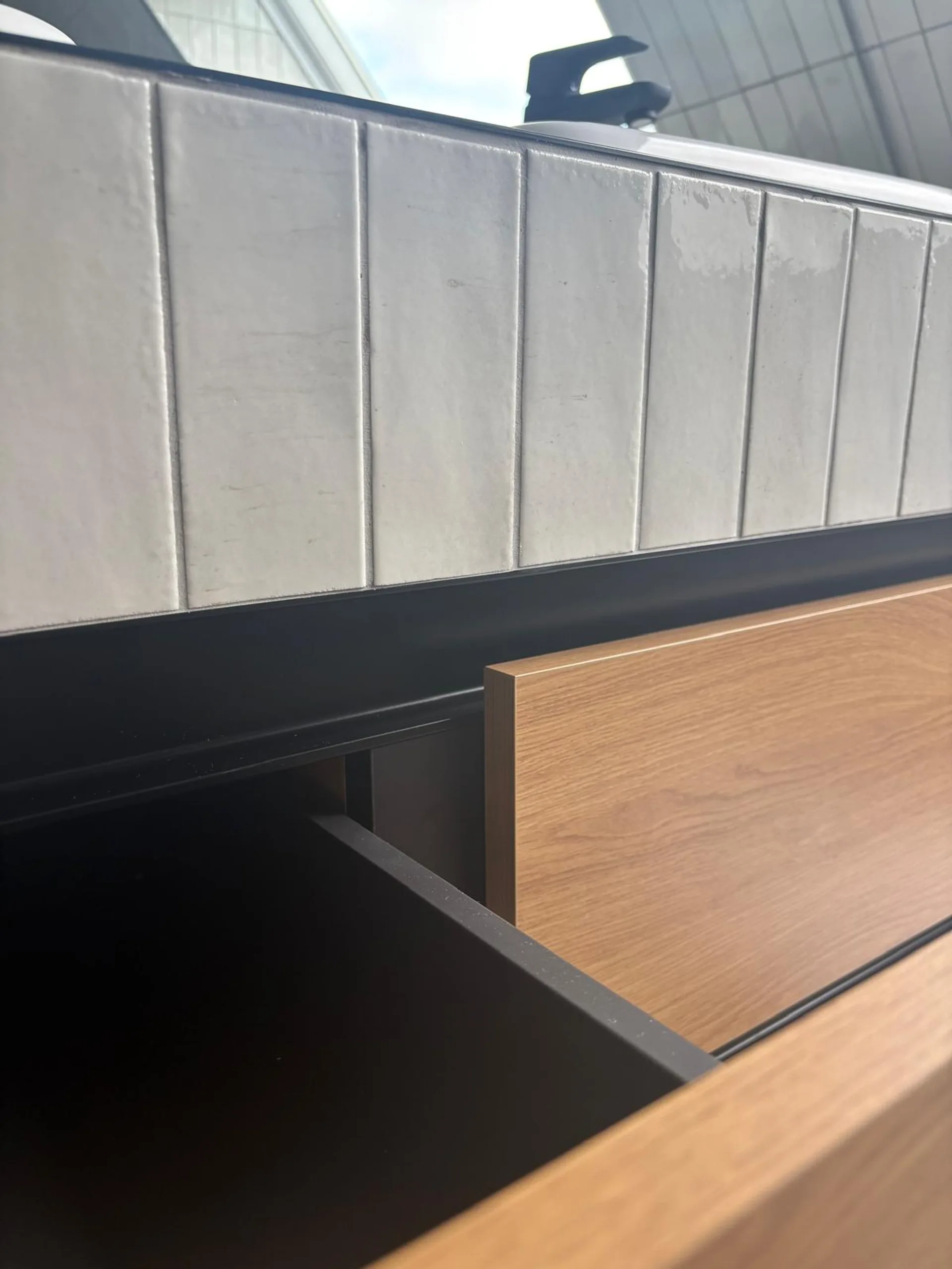 Meuble de salle de bain sur mesure 6 tiroir a crach Meuble de salle de bain sur mesure 6 tiroir a crach