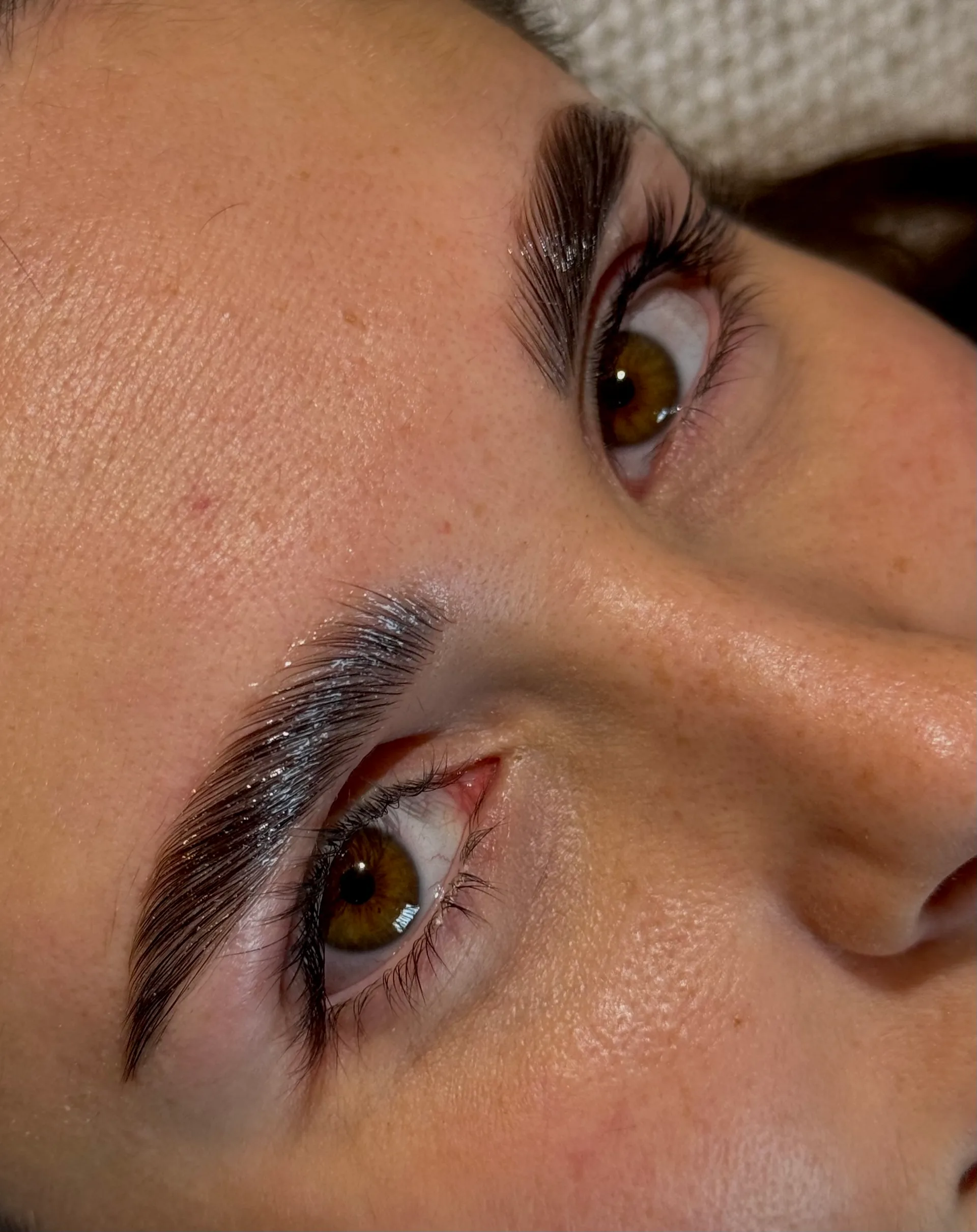 BROWLIFT LUCIA 